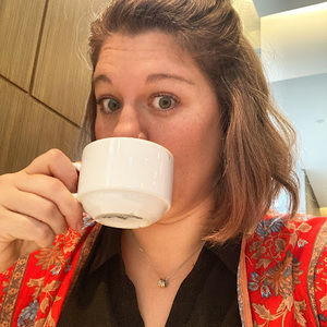 Meet your Posher, Emily